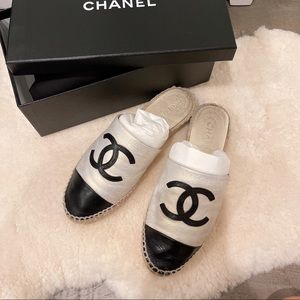Chanel ivory black espadrilles